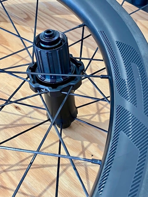 SCOPE R4 リムブレーキ用（チューブレスOK）シマノボディ | ピオニエーレ