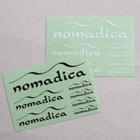 ステッカー[nomadicaロゴ]