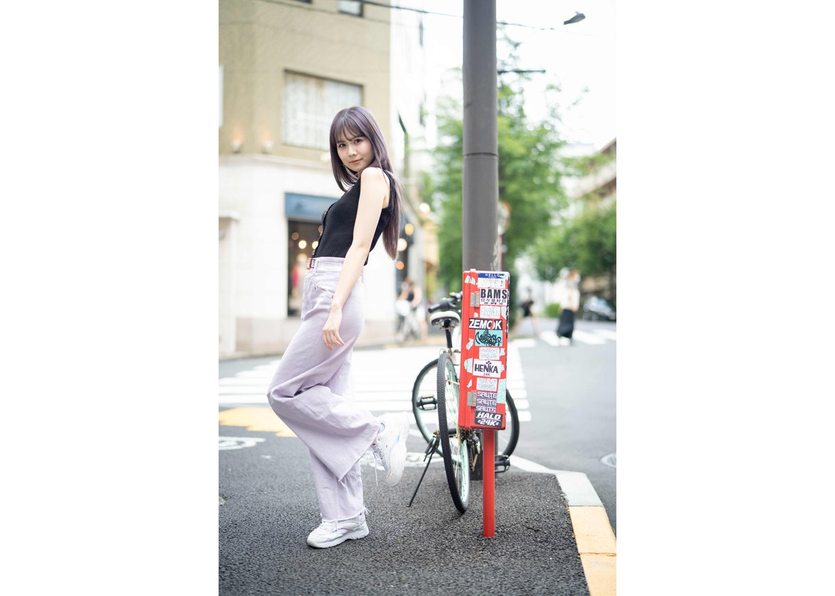 【大型配送タイプ】佐藤すみれさん掲載ページ（A3サイズ配送）#6991 佐藤すみれフォトブック すみれ2020春夏スタイル | gekkan STORE