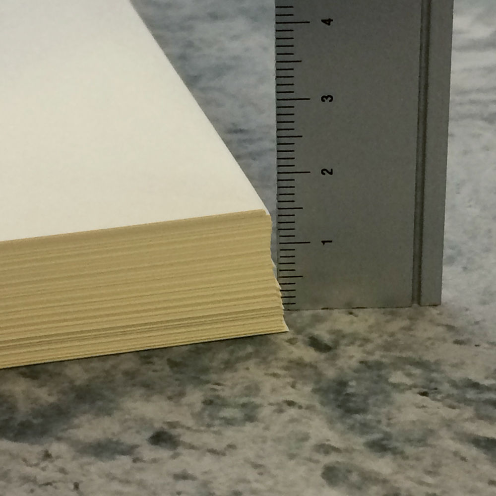 彩美カード紙（淡クリーム） 297×386mm 50枚 彩美カード紙（淡クリーム） 297×386mm 50枚 彩美カード紙（淡クリーム