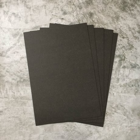 エースボールブラック　400g/m2　A4ノビ（カット紙）5枚入　500円