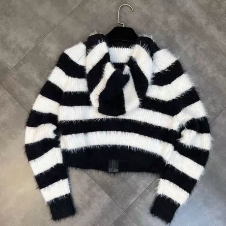 【即納】cross design border short knit