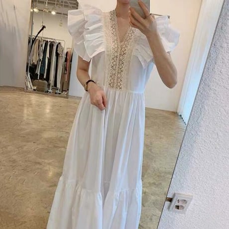 フロントレースフリルワンピース