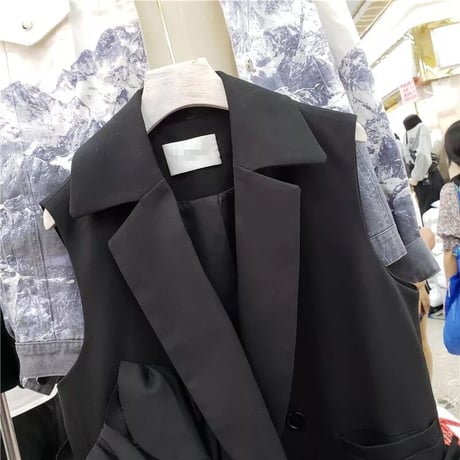 frill vest