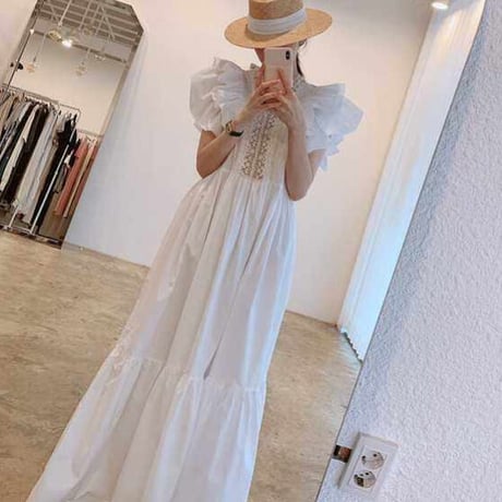 フロントレースフリルワンピース