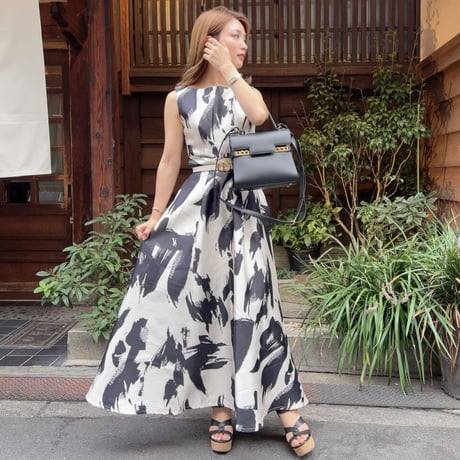 sleeveless print onepiece