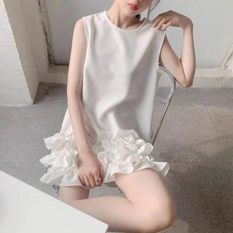 Hem frill onepiece