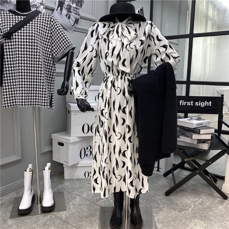high neck print onepiece