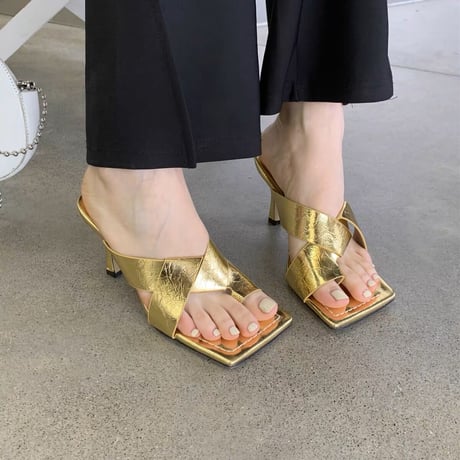 square sandal