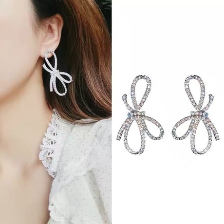 リボンピアス