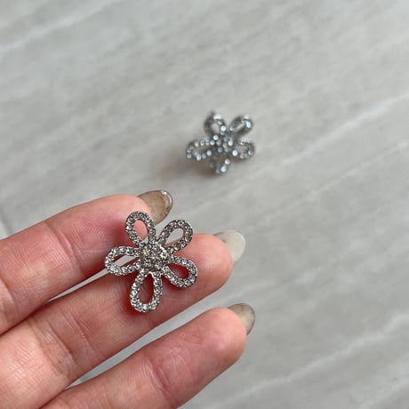【即納】flower ピアス