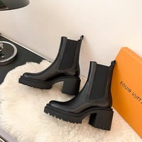 side goa short boots