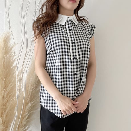 check sleeveless blouse