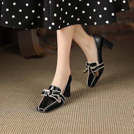 【牛革】ribbon pumps
