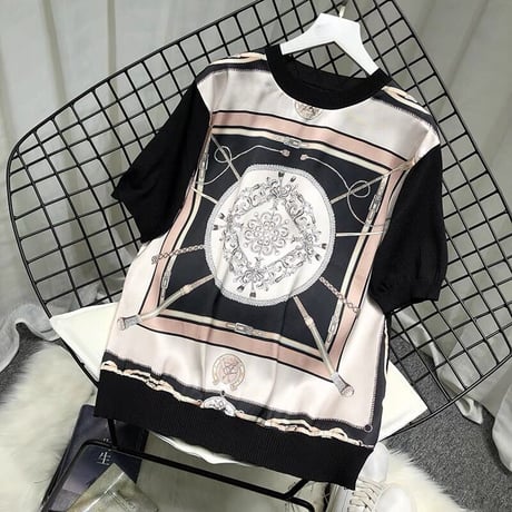 【即納あり】スカーフ柄 tops 半袖
