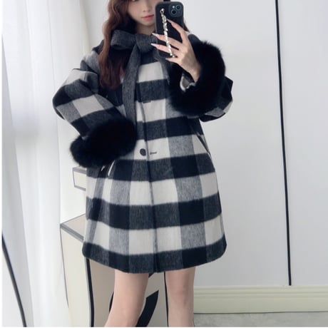 sleeve fur check coat