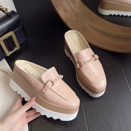 pearl chain platform summer loafer