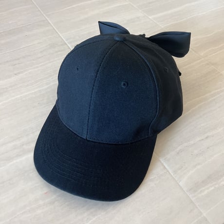 ribbon cap