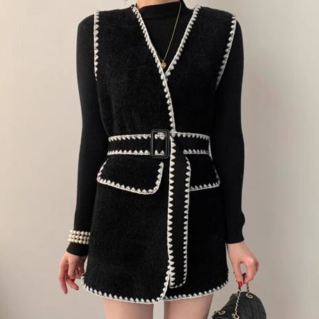 sleeveless vest