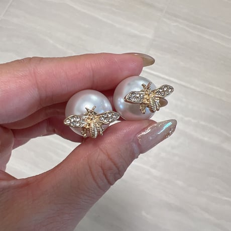 【即納】蜂さん pearl ピアス