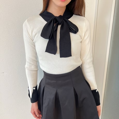 bi-color ribbon knit