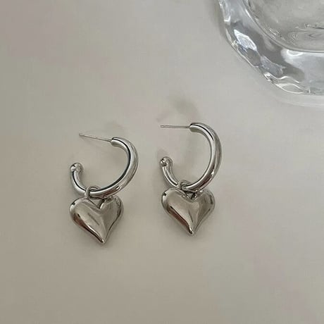 heart ピアス
