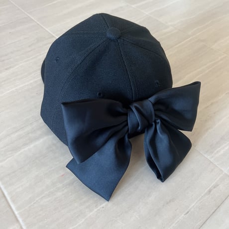 ribbon cap