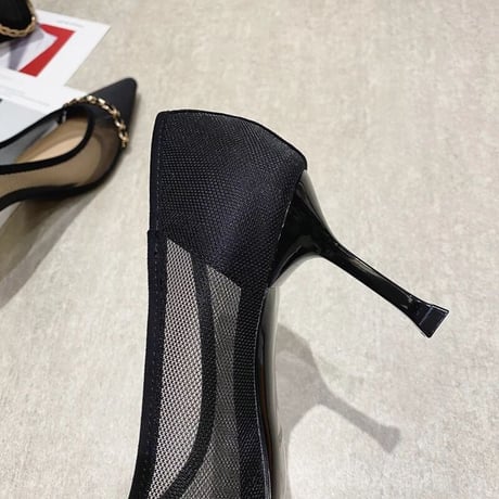 チェーン付き シースルー パンプス