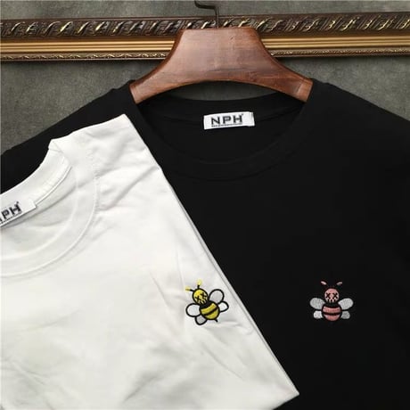蜂さんワンポイントtシャツ
