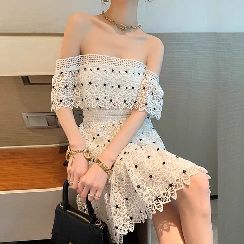 フラワーレースオフショルワンピース | BrillantSelect Store 