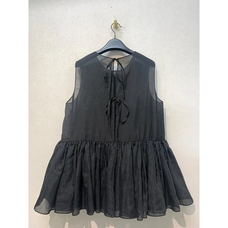 sleeveless peplum tops