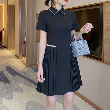 bijou collar side pleats onepiece