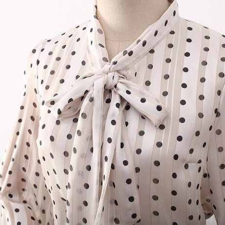 ribbon dot blouse