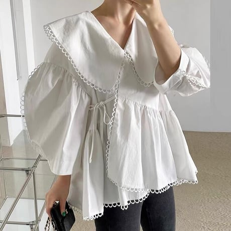 big collar blouse