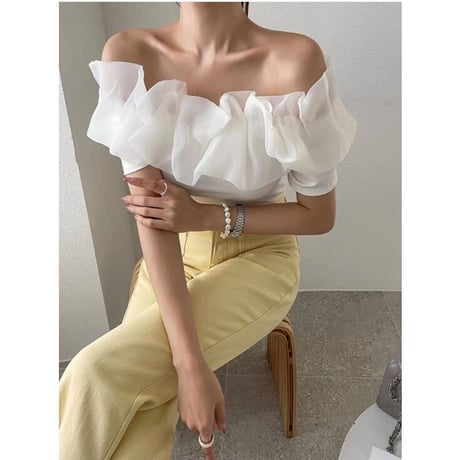 frill offshoulder tops