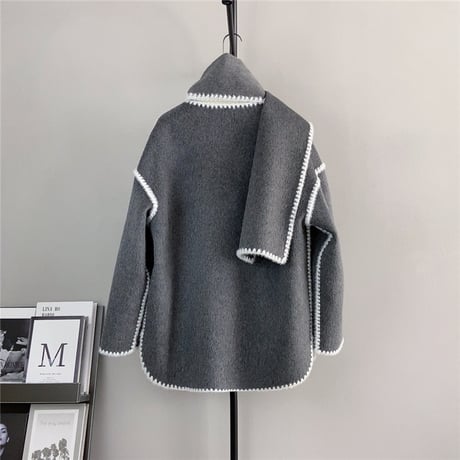 マフラー付き wool coat