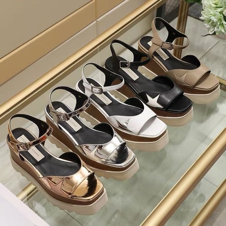 本革プラットフォームスターサンダル