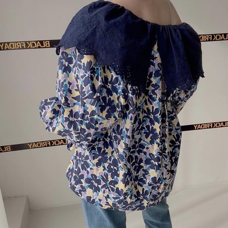 lace collar flower blouse