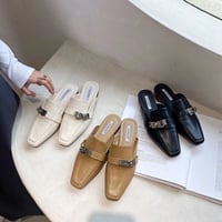 buckle square mule