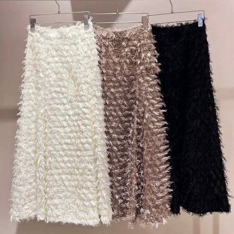 feather long skirt
