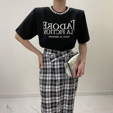 neck pearl t-shirt