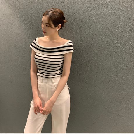 offshoulder  knit
