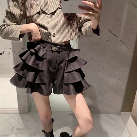 フリル ショートパンツ
