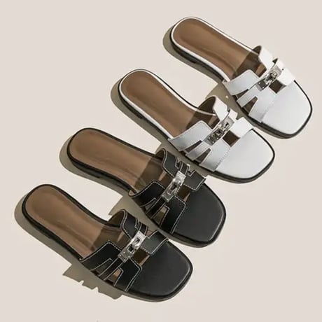 buckle flat sandal