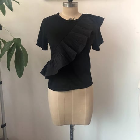 frill t-shirt