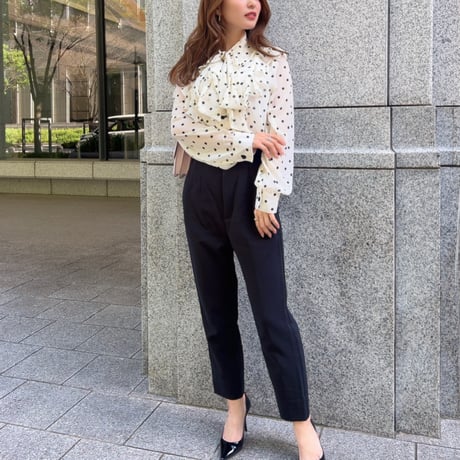 frill dot blouse