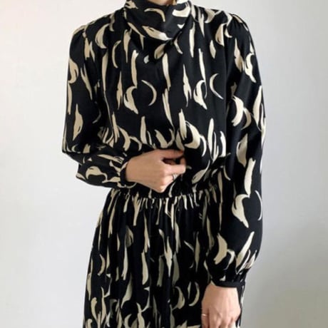 high neck print onepiece