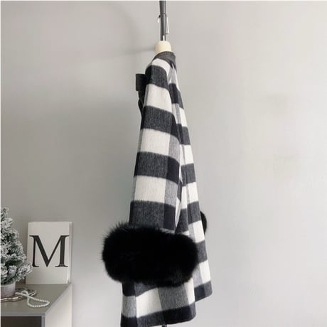 sleeve fur check coat