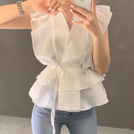 frill tops