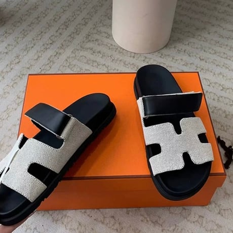design strap sandal